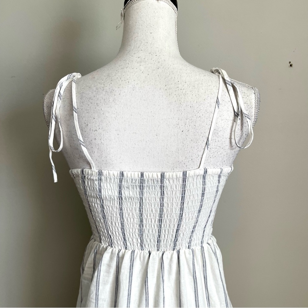 ABERCROMBIE & FITCH | Striped Smocked Back Linen Blend Midi Dress Sz XS - Picture 7 of 10